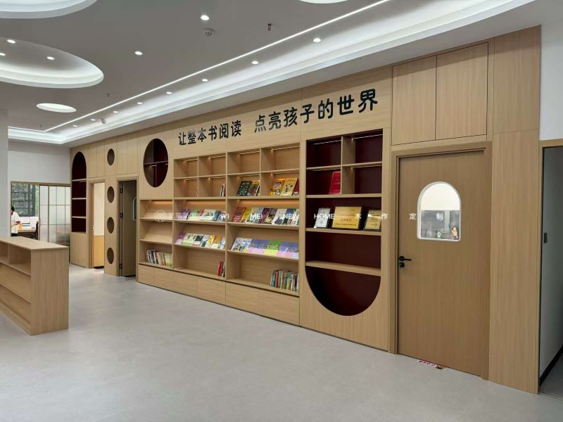 南宁绿地图书馆